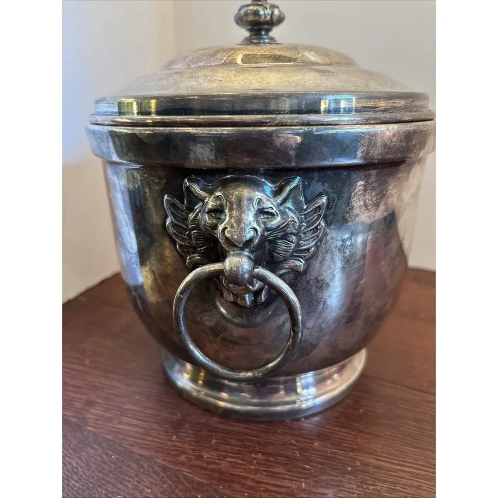 VTG Crosby E.P.C #2‎ Vacuum Sealed Ice Bucket With Lid, Lion Head Ring Handles